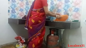 Desi Bengali desi Village Indian Bhabi Kitchen Hook-up In Red Saree ( Official Video By Localsex31)