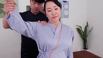 A Yam-sized Joy bags Chiropractic Hospital That Makes Aunts Go Ultra-kinky With Her Delectable Tit Rubdown Yuko Ashikawa